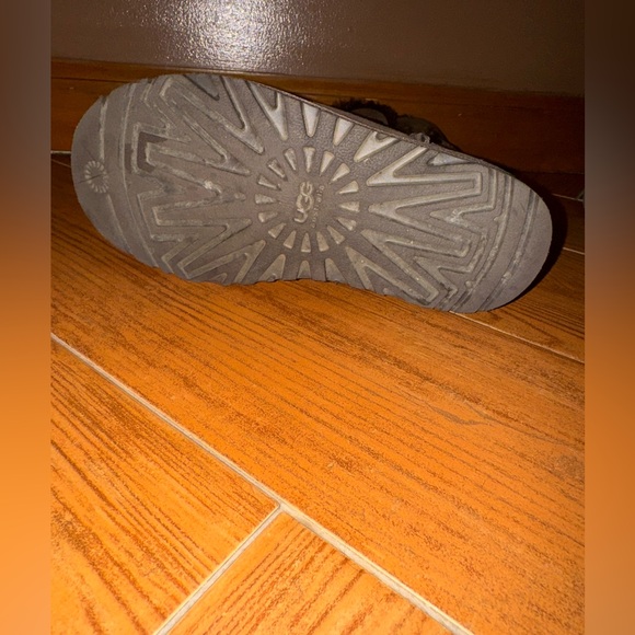 Ugg Winter Boots - Picture 6 of 7